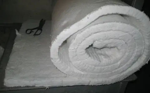 アルカリアースシリケートブランケット 製品画像1